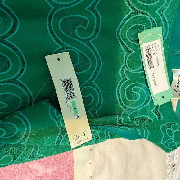 Eliza J NWT sleeveless dress size 8. Spring green color. Great condition. - Picture 3 of 9